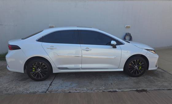 TOYOTA COROLLA 1.8 VVT-I HYBRID FLEX ALTIS PREMIUM CVT